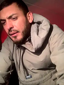 Snapshot of malek_xarx_ chatting on 10, 10, 2025 malek xarx  online show from 10, 10, 2025