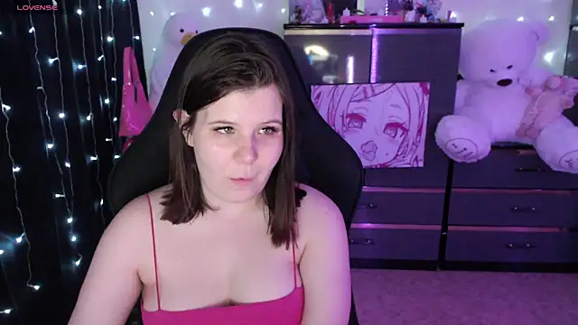 Snapshot of AmyVibess chatting on 2, 12, 2025 AmyVibess online show from 2, 12, 2025