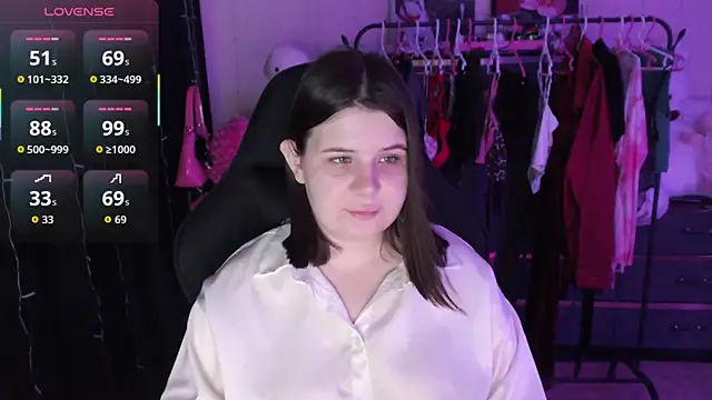 AmyVibess online show from 9, 7, 2026