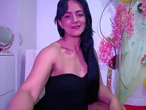 Snapshot of FernandaRui chatting on 22, 9, 2025 FernandaRui online show from 22, 9, 2025