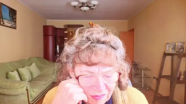 Betty Brick online show from 14, 1, 2026