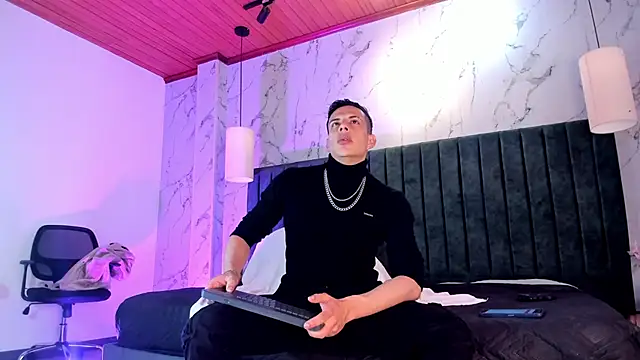 Dustin Sonne online show from 9, 9, 2025