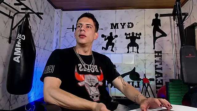 Snapshot of Dustin_Sonne chatting on 19, 7, 2026 Dustin Sonne online show from 19, 7, 2026
