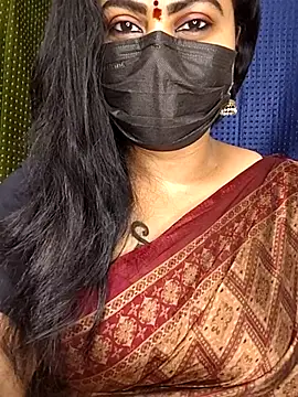 Snapshot of honey-flower chatting on 25, 9, 2025 honey-flower online show from 25, 9, 2025