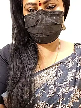 Snapshot of honey-flower chatting on 18, 10, 2025 honey-flower online show from 18, 10, 2025