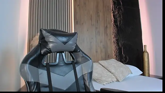 Snapshot of evelin_lopezz chatting on 24, 2, 2026 evelin lopezz online show from 24, 2, 2026