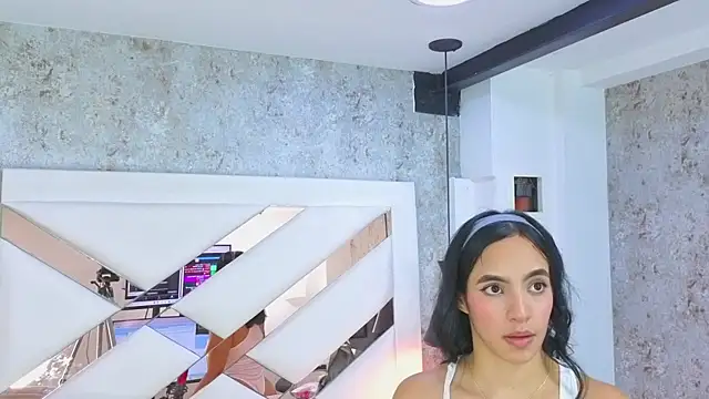 Snapshot of Saara_evans_ chatting on 17, 9, 2025 Saara evans online show from 17, 9, 2025