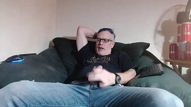 Snapshot of nerdy6 chatting on 6, 5, 2026 nerdy6 online show from 6, 5, 2026