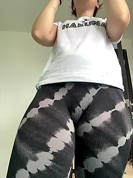 Megan colsom online show from 30, 10, 2025