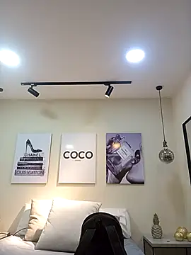 Samantha hotly online show from 24, 9, 2025