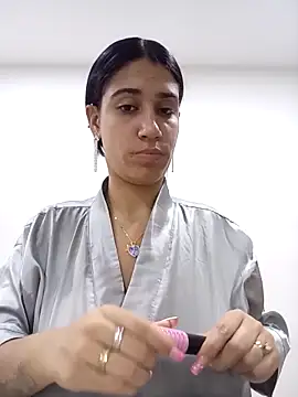 Samantha hotly online show from 8, 10, 2025