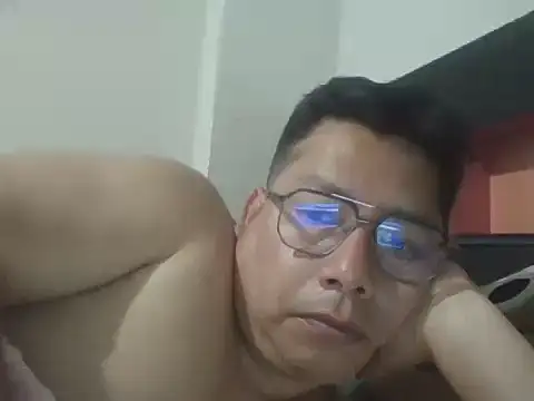 Snapshot of Napoleon246 chatting on 28, 10, 2025 Napoleon246 online show from 28, 10, 2025