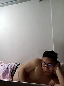 Snapshot of Napoleon246 chatting on 30, 10, 2025 Napoleon246 online show from 30, 10, 2025