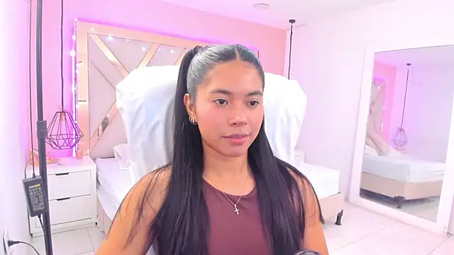 samantaa shy online show from 19, 3, 2026