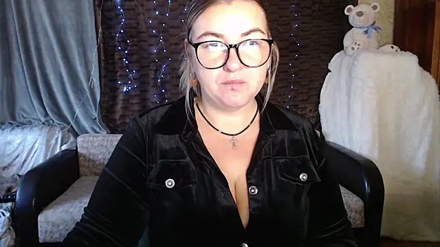 NikaSkylink online show from 24, 10, 2025