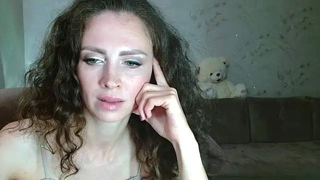 Amber Carrol online show from 4, 6, 2026