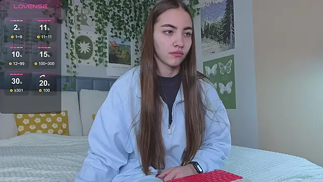 Ashley Pierce online show from 28, 9, 2025