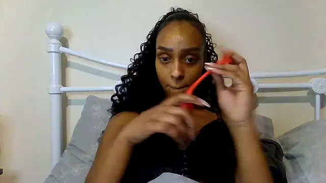 Hazel Dollxx online show from 13, 1, 2026