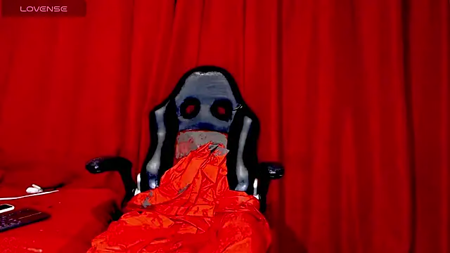 blondehot5v online show from 25, 2, 2026