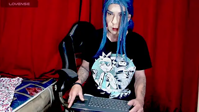 blondehot5v online show from 12, 3, 2026