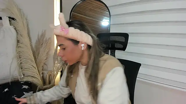 Rachell criss online show from 26, 10, 2025