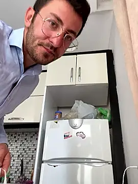 Snapshot of emredenizz07 chatting on 9, 10, 2025 emredenizz07 online show from 9, 10, 2025