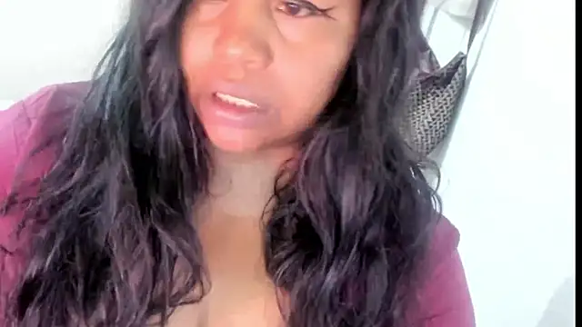 Snapshot of ebonylouissexyhot chatting on 3, 10, 2025 ebonylouissexyhot online show from 3, 10, 2025