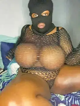 Snapshot of curvywithbigtitties chatting on 31, 7, 2026 curvywithbigtitties online show from 31, 7, 2026