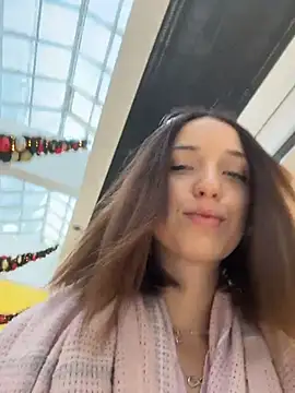 DollyTall online show from 12, 1, 2026