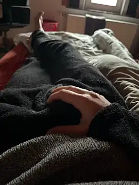 Snapshot of mas20043 chatting on 14, 10, 2025 mas20043 online show from 14, 10, 2025