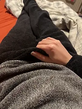 Snapshot of mas20043 chatting on 6, 11, 2025 mas20043 online show from 6, 11, 2025