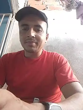 Snapshot of miroqui143 chatting on 11, 10, 2025 miroqui143 online show from 11, 10, 2025