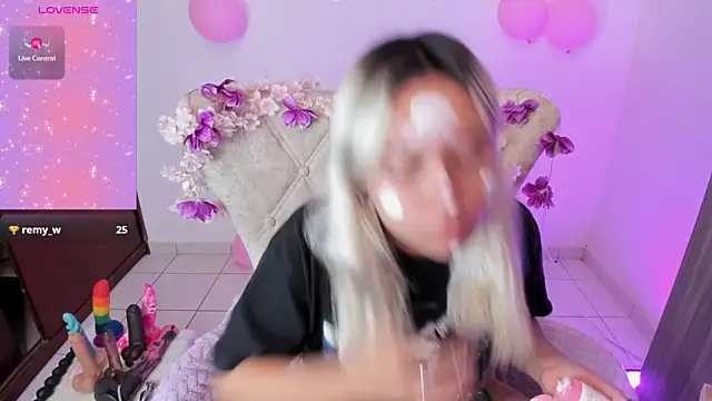 Nataliahenao69 online show from 20, 10, 2025