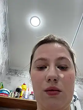 Snapshot of MikotoMisaka chatting on 9, 11, 2025 MikotoMisaka online show from 9, 11, 2025