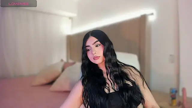 Snapshot of Sweety_Nicole_ chatting on 1, 7, 2026 Sweety Nicole online show from 1, 7, 2026