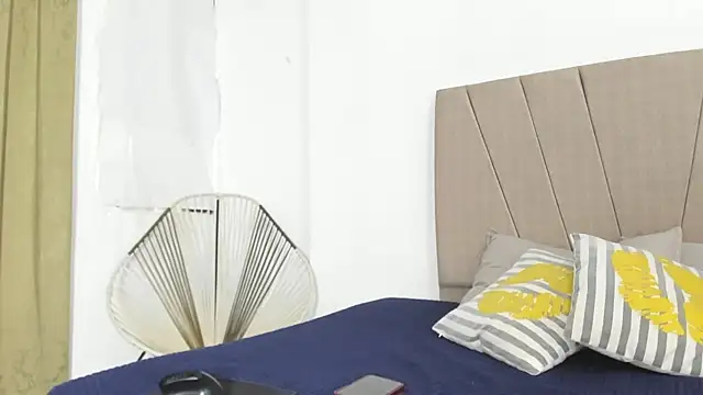 Lady miss    online show from 14, 11, 2025