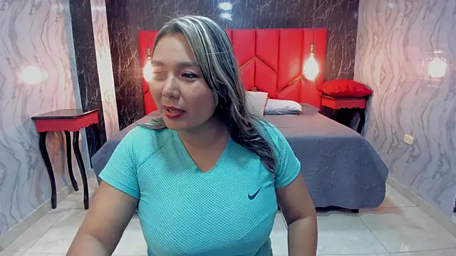 LatinaHoleQueen online show from 20, 12, 2025