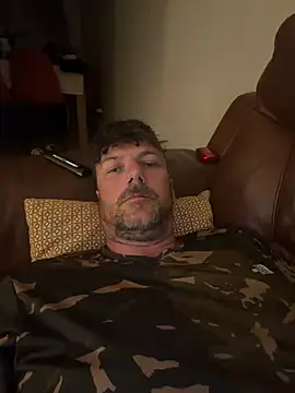 Snapshot of Eddiejeff chatting on 5, 7, 2026 Eddiejeff online show from 5, 7, 2026