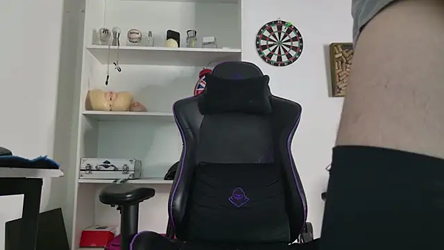 aaron nvk online show from 8, 3, 2026