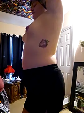 nuttiebuddy1 online show from 5, 12, 2025