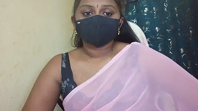 Snapshot of Pavani-Sexy chatting on 3, 6, 2026 Pavani-Sexy online show from 3, 6, 2026