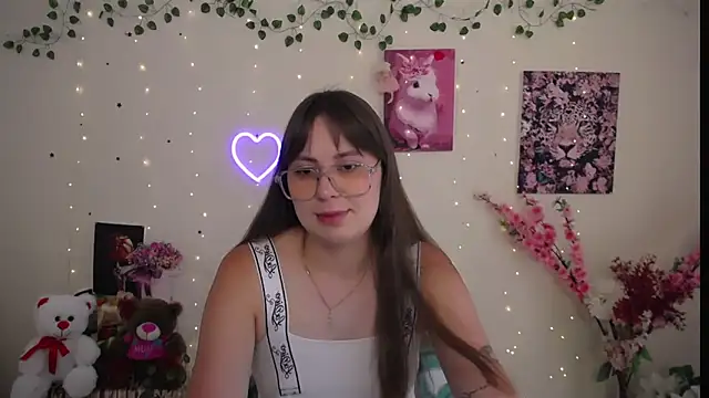 Amanda Bright  online show from 30, 6, 2026