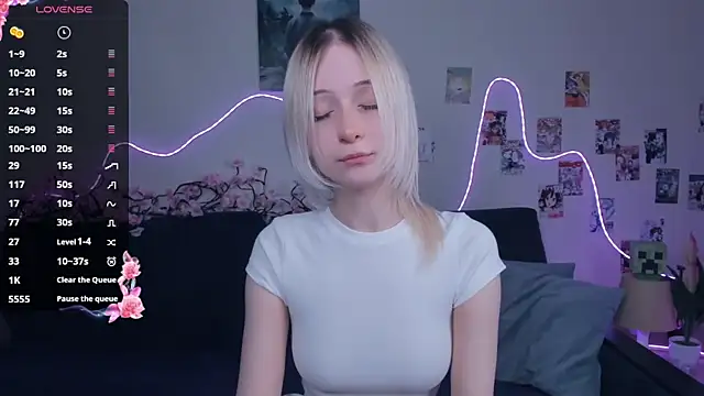 Megan--chan online show from 22, 3, 2026