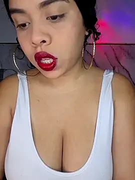 Yemaly Lee online show from 25, 5, 2026