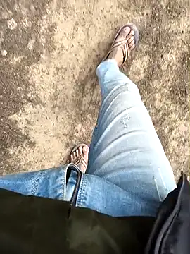 Snapshot of OmeningFurorji chatting on 3, 2, 2026 OmeningFurorji online show from 3, 2, 2026