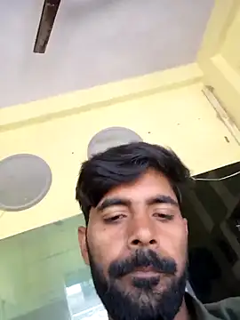 Snapshot of OmeningFurorji chatting on 6, 4, 2026 OmeningFurorji online show from 6, 4, 2026