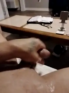 Snapshot of hugenicecock7979 chatting on 8, 9, 2025 hugenicecock7979 online show from 8, 9, 2025