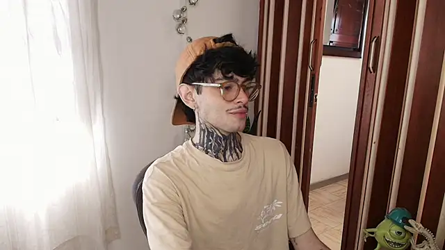 Mihail leroy online show from 16, 12, 2025