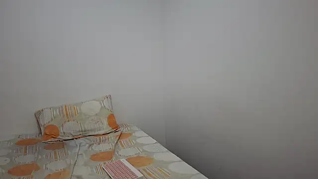 kayleesims  online show from 28, 11, 2025