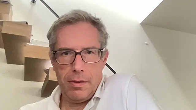 choupipat1 online show from 12, 9, 2025